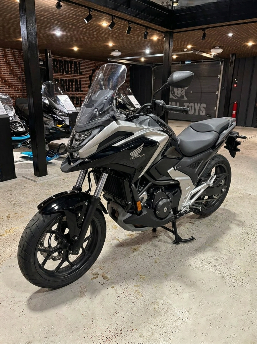 Honda NC 750X 2026