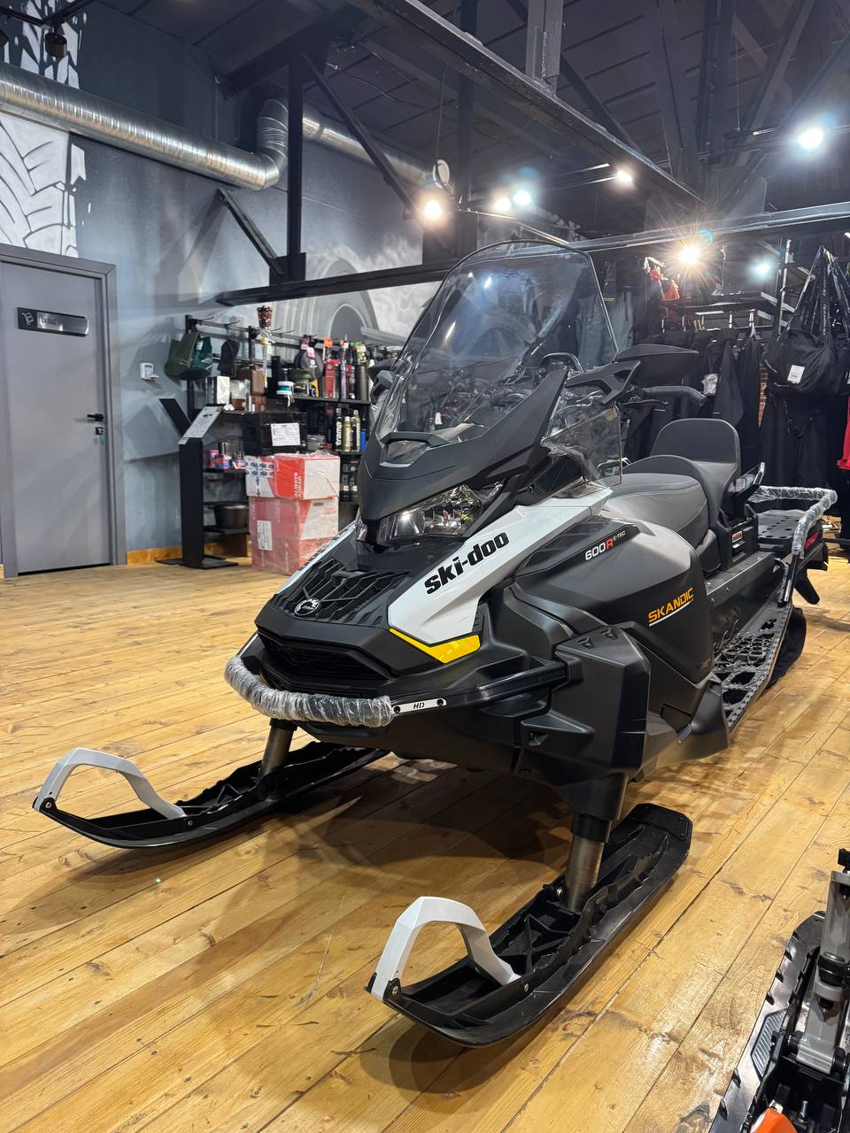 SKI-DOO Skandic LE 600R E-TEC 24" 2026