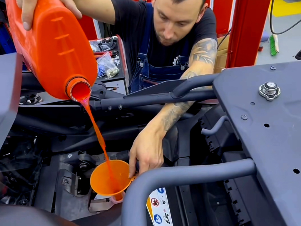 Замена жидкостей перед хранением мототехники