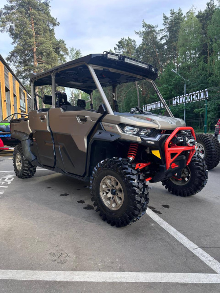 CAN-AM Defender XMR HD10 2023