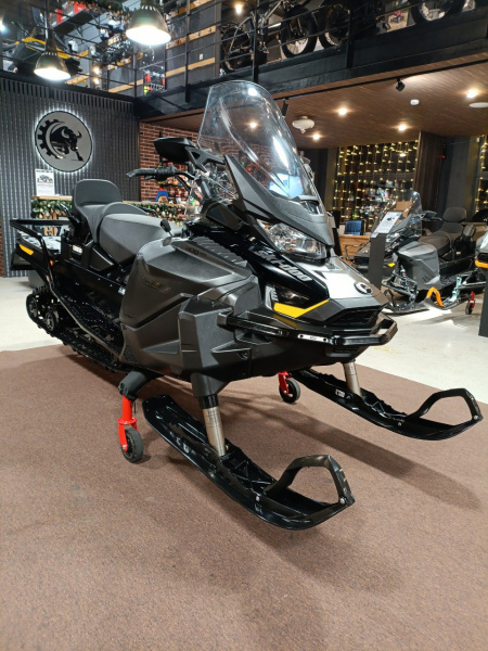 SKI-DOO G4 Skandic WT 20 900 ACE 2025  SKI-DOO G4 Skandic WT 20 900 ACE 2025