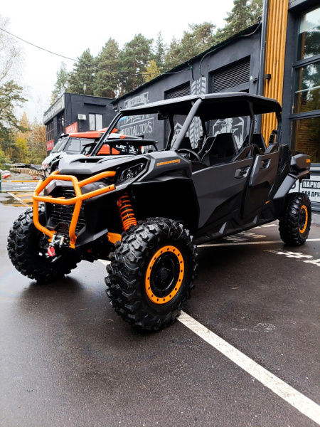 СAN-AМ Cоmmandеr МAX Х-TР 1000R 2025