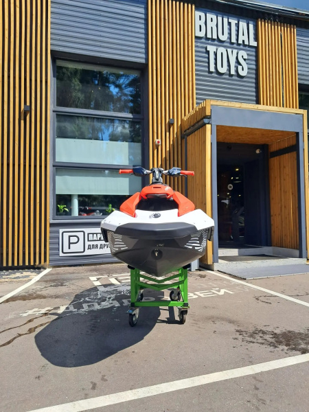 SEA-DOO Spark Trixx 3up 2026