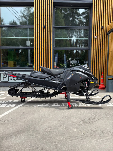 SKI-DOO Backcountry X-RS 850 E-Tec 2024 SKI-DOO Backcountry X-RS 850 E-Tec 2024