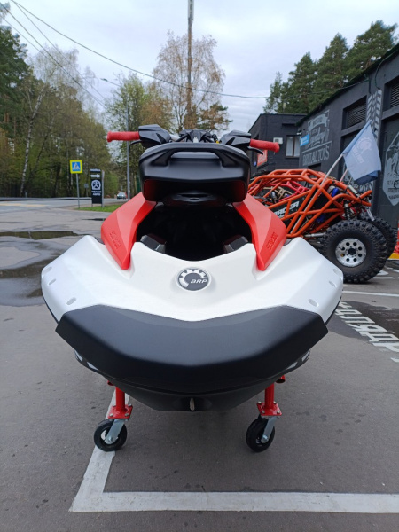 SEA-DOO Spark Trixx 1up