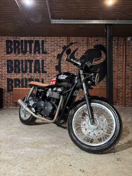 Triumph Thruxton 900 2014