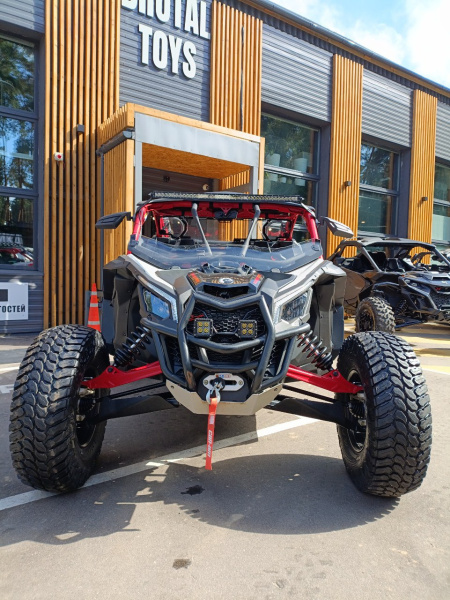 CAN-AM Maverick X RC