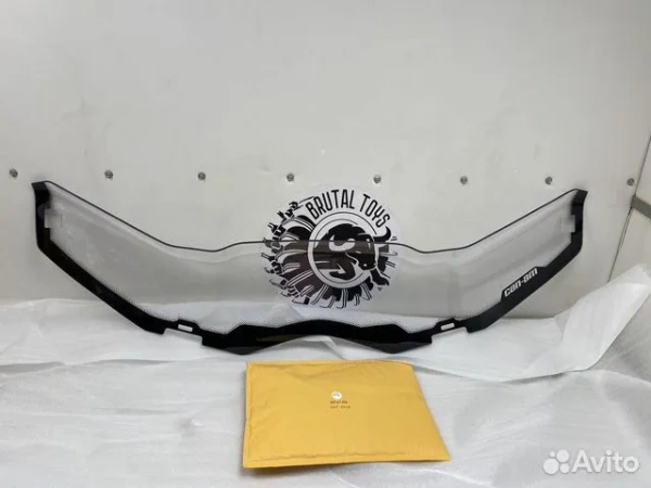 Стекло лобовое половинка BRP Maverick X3 