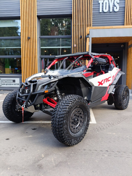 CAN-AM Maverick X RC