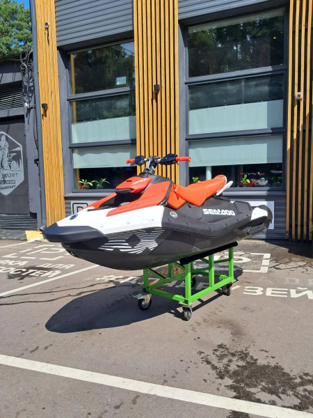 SEA-DOO Spark Trixx 3up 2026