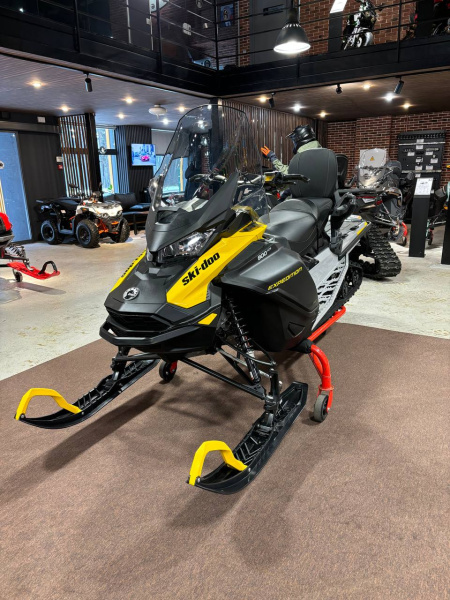 SKI-DOO Expedition Sport 900 ACE 2024 SKI-DOO Expedition Sport 900 ACE 2024