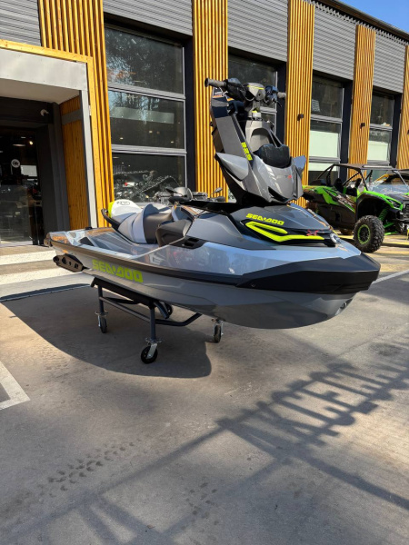 SEA-DOO RXT-X 325 2025