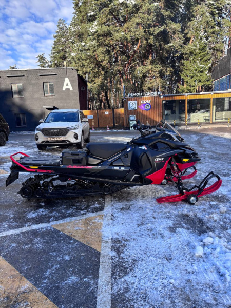 LYNX Brutal RE 850 E-TEC 2026