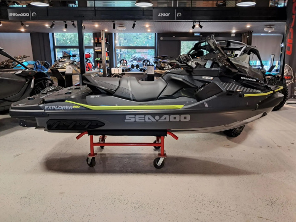 SEA-DOO GTX 230 Explorer Pro 2026