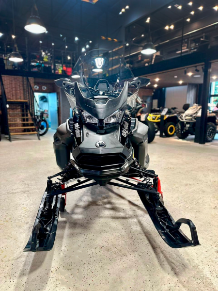 SKI-DOO Expedition LE 900 ACE 2024 SKI-DOO Expedition LE 900 ACE 2024