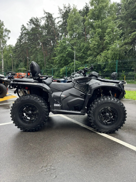 CAN-AM Outlander MAX Backcountry 1000R 2026