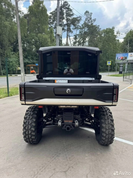 CAN-AM Defender MAX Limited HD11 2026