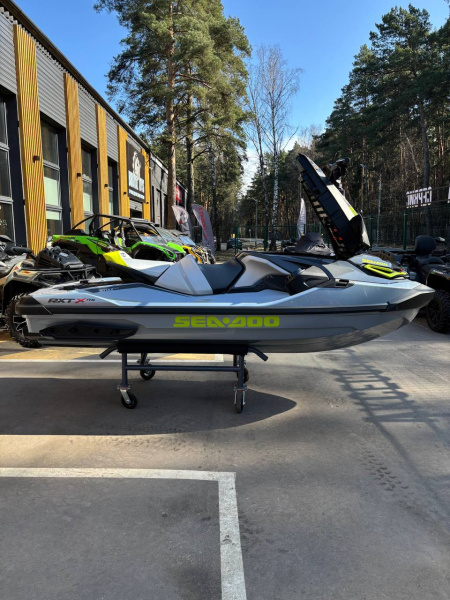 SEA-DOO RXT-X 325 2025