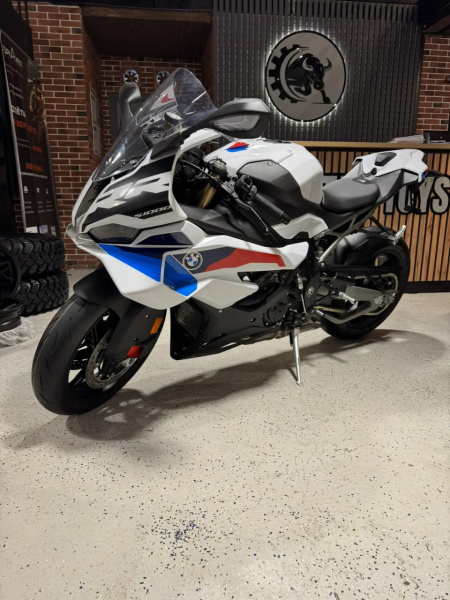 ВMW S1000RR 2025
