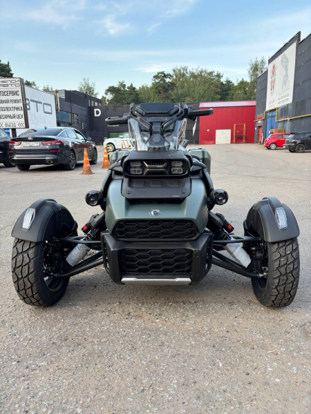 Can-Am CANYON RED ROCK 2025 