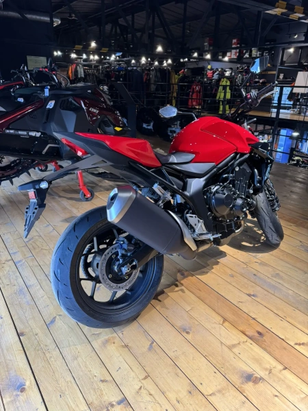 Honda CB 1000 Hornet 2025 ABS