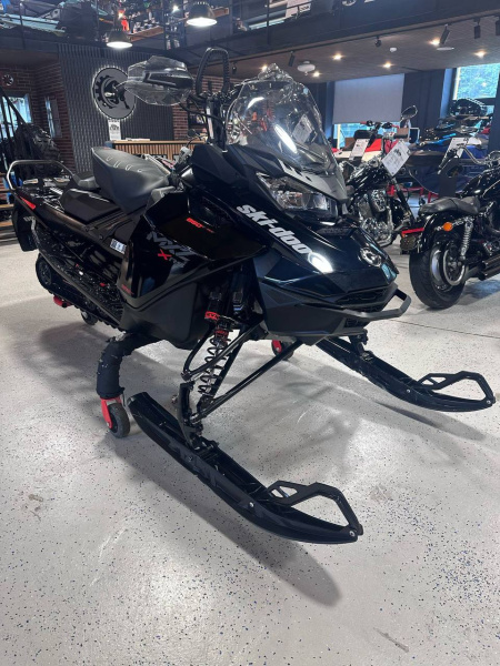 SKI-DOO MXZ X-RS 850 E-TEC 2022 SKI-DOO MXZ X-RS 850 E-TEC 2022