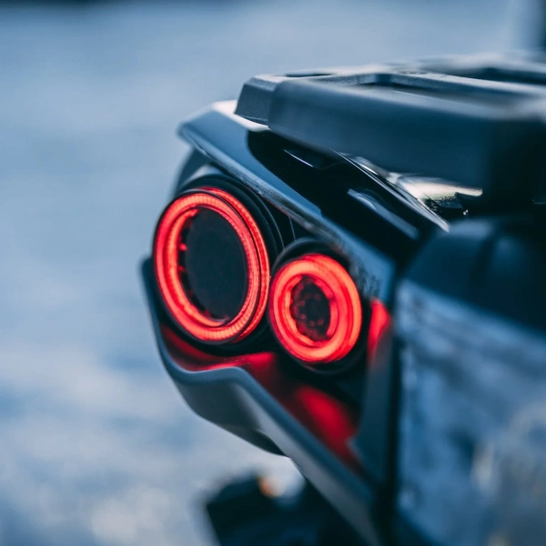 Фонари светодиодные задние RJWC Neutrino lights для BRP Can-Am Outlander / Renegade G2 (2012-2023) Фонари светодиодные задние RJWC Neutrino lights для BRP Can-Am Outlander / Renegade G2 (2012-2023)