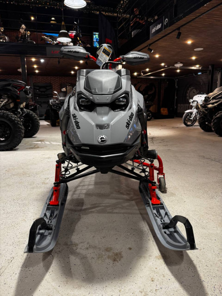 SKI-DOO Summit X with Expert Package 154 850 E-TEC 2026