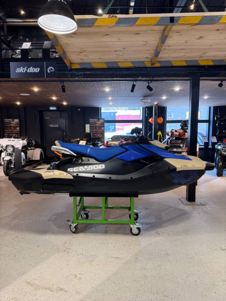 SEA-DOO Spark Trixx for 3up 90 2025