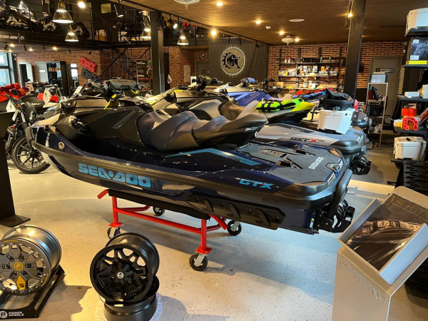 SEA-DOO GTX 230 2025