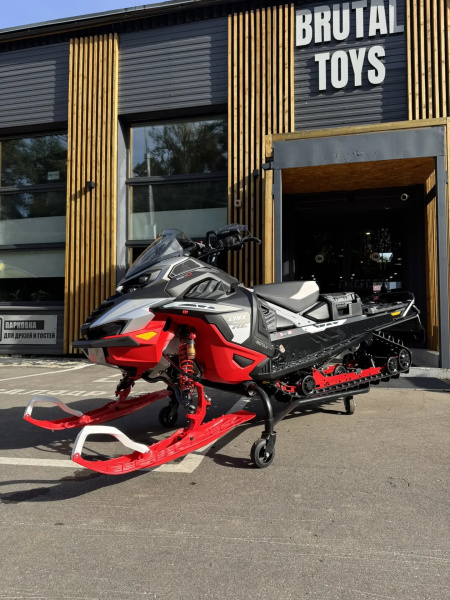 LYNX Brutal RE 900 ACE Turbo R 2027