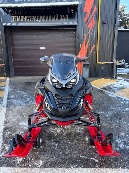 LYNX Brutal RE 850 E-TEC 2026