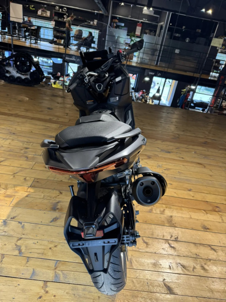 Yamaha TMAX 560 Tech MAX 2026