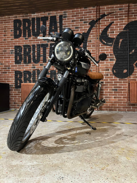 Triumph Thruxton 900 2014