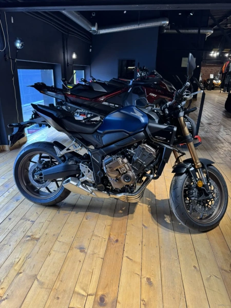 Honda CB650R E-Clutch 2026 ABS