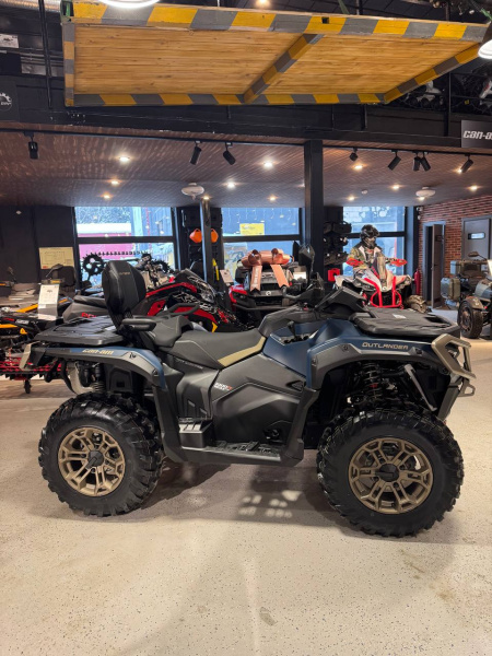 CAN-AM Outlander MAX 1000R Limited Smart-Shox 2026