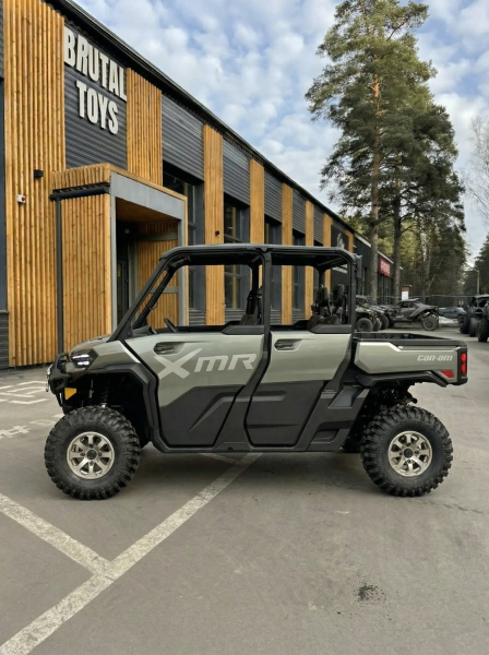 CAN-AM Defender MAX  XMR HD11 with half-doors 2026