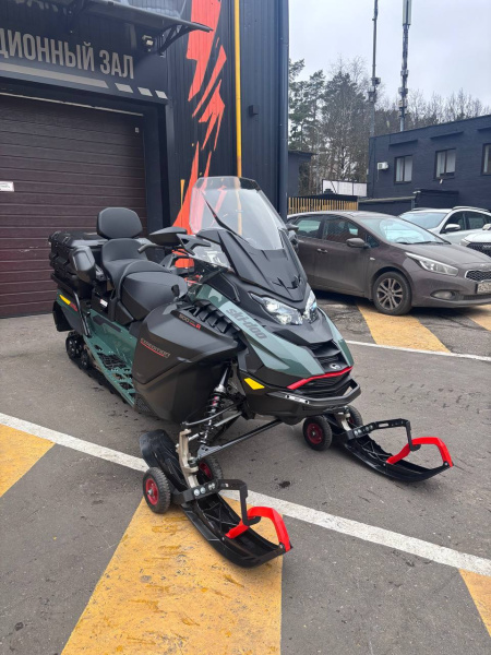 SKI-DOO Expedition SE 900 ACE Turbo R 2026
