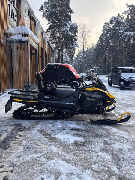 SKI-DOO Expedition LE 20" 900 ACE Turbo 2026