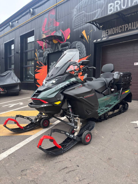 SKI-DOO Expedition SE 900 ACE Turbo R 2026