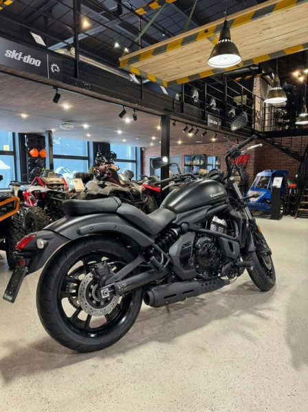  Kawasaki Vulcan S EN650 2026