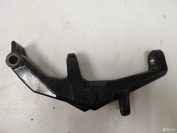 Кулак поворотный правый для Ski-Doo Freeride 2022 бу