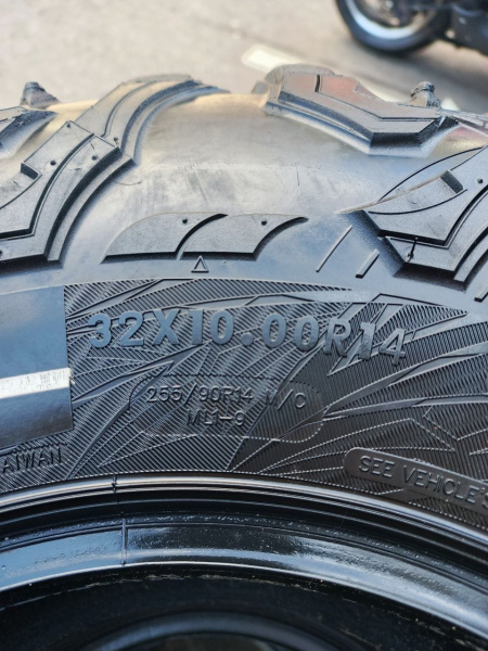 Шины Maxxis Carnivore RT 255/90 R14 Б/У