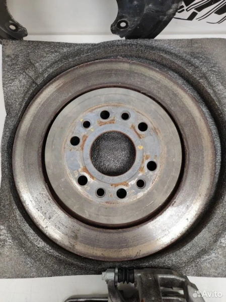 Тормоза задние комплект на RAM 1500 TRX 2022 бу