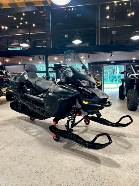 SKI-DOO Expedition LE 900 ACE 2024 SKI-DOO Expedition LE 900 ACE 2024
