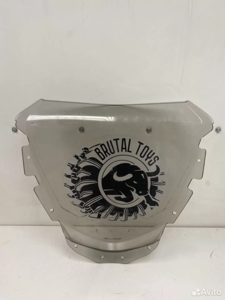 Стекло ветровое на BRP lynx/SKI- DOO бу 