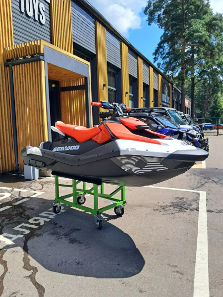 SEA-DOO Spark Trixx 3up 2026