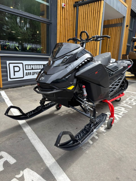 SKI-DOO Backcountry X-RS 850 E-Tec 2024 SKI-DOO Backcountry X-RS 850 E-Tec 2024